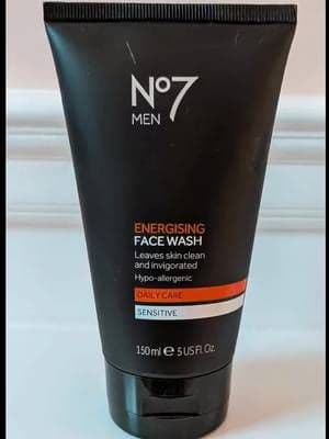 AD 🧡Men love @no7uk too. 🧡 🧡Energising Face Wash is Hypoallergenic & soap free, suitable for sensitive skin. 🧡Skin feels clean, fresh & healthy 🤍Energising Supercharge Night serum is also hypoallergenic & suitable for sensitive skin. 🤍Stimulates skin cell renewal to wake upto invigorated and fresher skin. 🤍Contains ingredients like Vit C, Glycerin, Vit E & Caffeine My partner loves these!!!!!! #AD #MyNo7 #no7Beauty #no7BeautyCommunity @No7 You can find these items below 👇 https://community.no7beauty.co.uk/s/kelly.marie