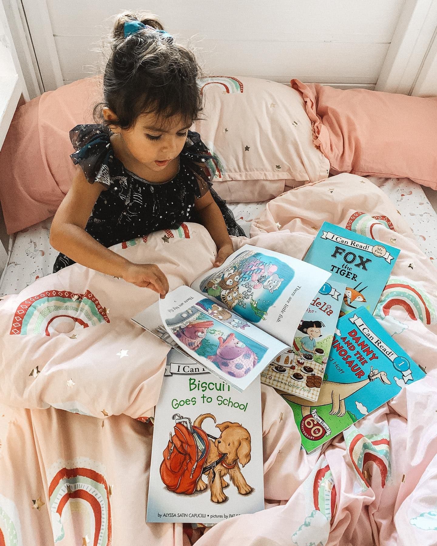 Have you heard of “I Can Read!” Books?
Aspen loves to read so it was a no brainer getting her the "I Can Read Books!”