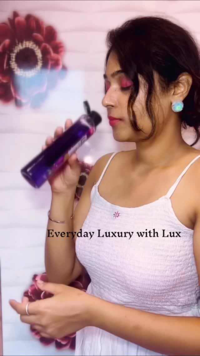 #Ad Tried it once and got hooked 💜 soft skin + 12-hour fragrance = total win!
*
#LuxBlackOrchid #LuxIndia #JuniperOil