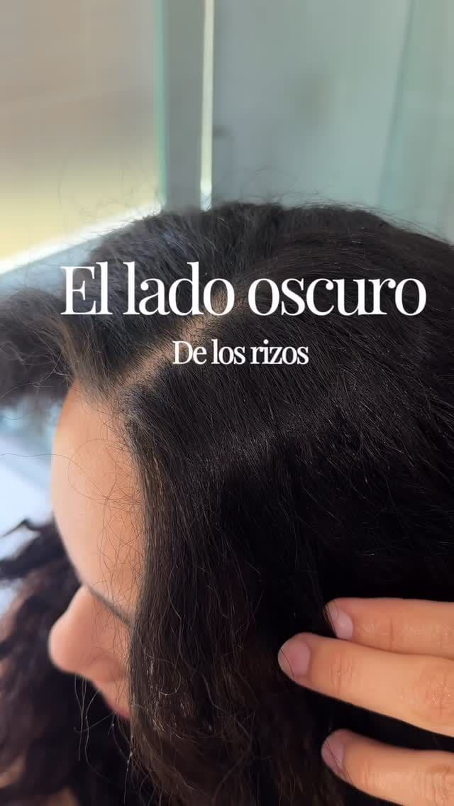#CeraVePartner @cerave
Con tantos productos para mis rizos, el buildup es real. Lo puse a prueba y me gustó que no ti