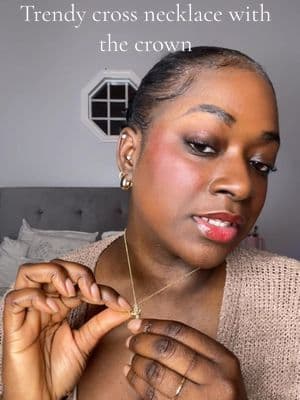 They came out with the new colorful cross necklace with the crown😍! They really about to fly off the shelves!!!! Perfect chrismas gift @Tewiky #crossnecklace #crossbecklacewithcrown #tewiky #tiktokshop #tiktokshopcybermonday #tiktokshopblackfriday #spotlightfinds #jewelry