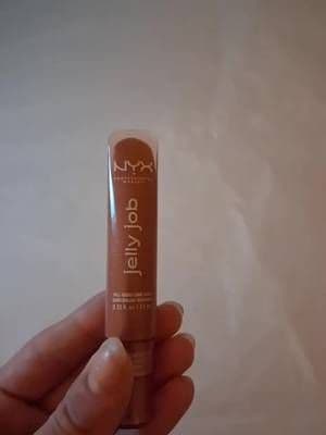 Nyx Jelly Job๐๐ซฆ in so vielen verschiedenen Farben. Fรผr vollere Lippen, Volumen Effekt & so Smooth. Unten im Link erhรคltlich #fy #nyxcosmetics #nyxjellyjob #tiktokshopmakemebuy #jb_blondie @nyxcosmetics de
