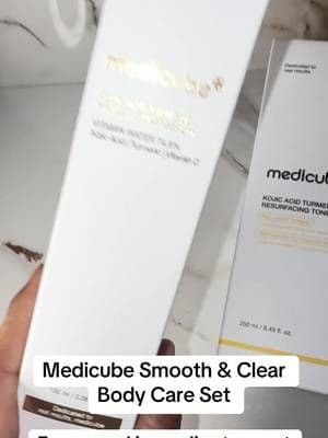 Medicube’s Smooth & Clear Body Care Set brings ingredients like hypochlorous acid and kojic acid into a multi-step body routine. 🧴💕 Body skincare deserves a shelf too. #Medicube #BodyCare #KoreanSkincare #SmoothSkin #TikTokShop