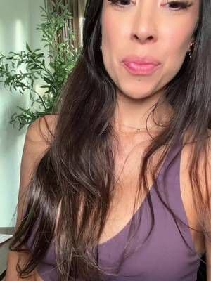 I get wayyy to goofy when I love something ๐คฃ๐ค๐ผ itโs hard to hide my weirdness when I am excited ๐
#versedlipserum #versed #liptok #ttsbeautybesties #newarrivalssurge #superbrandclub #viralontiktokshop #tiktokshopcreatorpicks #autumnliving
