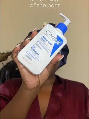 No more ashy elbows on this side @cerave the girl she thinks she is honey! . . . . . . . . . . . . . . . . . . . #DemandedBySkin #CeraVeBodyCare #CeraVeZA #ceraveintensivemoisturisinglotion #ceravemoisturisingcream #ceravemoisturisinglotion #dryskin #CERAouslyYou #Flawthentic #Gifted #HMZ