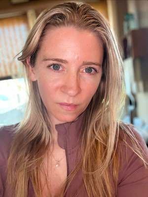 Better aging skincare with @Beekman 1802 and the power of Goat Milk exosomes and reneseed polypeptides! #Beekman1802 #KindnessKrew #sensitiveskin #tiktokshopcreatorspicks #springskincare