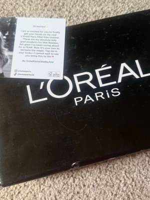 Join me in opening this @loréal paris usa #prbox that I have yet to open! Let’s open together!!! #lorealparisxshelbyann #giftedbylorealparis #makeup #makeupgifts Includes: ☀️ L’Oréal infallible loose setting spray in light pink ☀️L’Oréal infallible 3-second setting mist ☀️L’Oréal true match foundation in shade W2, warm light ☀️ Blurfiller Blurring Lip Contour in shade (601) Worth it ☀️ L’Oréal telescopic extensionist mascara in black