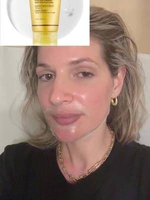 Está mascara es perfecta si quieres aclarar, eliminar manchan, dar brillo e hidratar tu piel. #skincare #medicube #tiktokshop #foryoupage #loveit #paratiiiiiiiiiiiiiiiiiiiiiiiiiiiiiii #facial