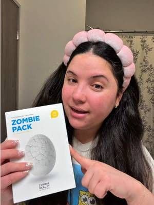 Zombie mask 🧟 de @SKIN1004 US #SKIN1004 #tiktokshopcreatorpicks #koreanskincare #centella #skincare