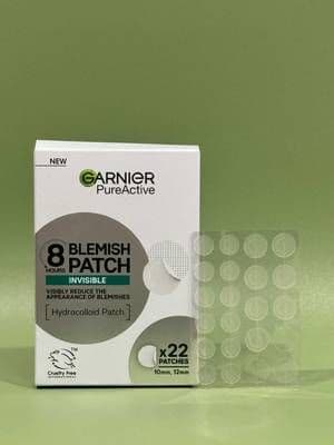 ✨ Garnier Pure Active Blemish Patches ✨ I had the chance to test these blemish patches from Garnier, and they’re truly impressive! Here’s what I love: • Generous pack size: You get 22 patches, which is great value. • Two sizes available: Perfect for targeting both small and larger blemishes. • Invisible design: The transparent patches are barely noticeable on the skin - no one will notice unless you turn your head in certain lighting! • Effective results: They work really well on blemishes, helping to reduce their appearance quickly and efficiently. • Comfortable wear: They feel super comfortable on the skin, and shortly after application, I forgot I even had one on! • Long-lasting: These patches stay in place for a long time, making them ideal for day or overnight use. These patches are also cruelty-free and super easy to use, making them a fantastic addition to any skincare routine. I would highly recommend them for anyone dealing with pesky blemishes! #Gifted #Ad #TestandReview @Garnier #mygarniercommunity #GarnierPureActive #BlemishPatches #SkincareThatWorks