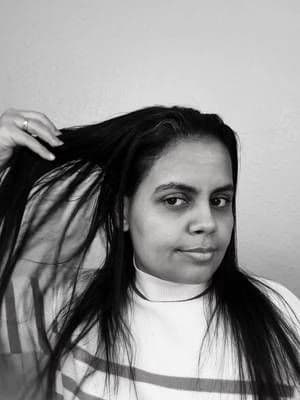 This product is a 10/10. It leaves my hair incredibly soft, shiny and frizz-free without feeling heavy. @Influenster @Pantene #complimentary #pantene #GiftedByPantene