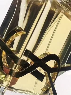 Are you looking for your perfect FALL fragrance? Then look no further, its her!!! 🍁🍂 Checkout my IG for a full review in this incredible scent! #FALLFRAGRANCE #PERFUMETOK @YSL Beauty #YSLBEAUTY #GIFTEDBYYSLBEAUTY #fragrancereview