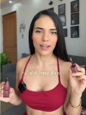 Me enviaron estos nuevos labiales de @Maybelline NY 💄y mientras me pruebo cada tono, voy respondiendo algunos de los comentarios pasivo-agresivos que muchas mujeres recibimos después de convertirnos en mamás Por cada labial 💋 una Respuesta 😂 ¿Cuál comentario te han dicho a ti y cuál de estos tonos fue tu favorito? @L’Oréal Paris #Maybelline #MaybellineNewYork #gifted #MomLife