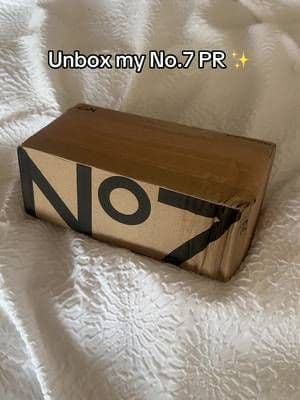 Unbox my No.7 PR package with me ๐ฉท Like what you see? Shop No 7: https://community.no7beauty.co.uk/s/charlotte.mitchell @No7 #AD #Unboxing #no7BeautyCommunity