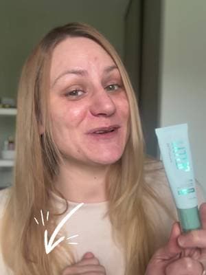 La base Poreless Gelly de @Maybelline France peau floutée et effet filtre en 2 secondes ! Texture gel ultra légère, pores estompés, makeup qui tient toute la journée 🤍 📦 La livraison est ultra rapide ! 👉 Clique pour l’ajouter à ton panier avant rupture ✨ #tiktokshop #maybelline #porelessgelly #tiktokshopblackfriday #makeuptips