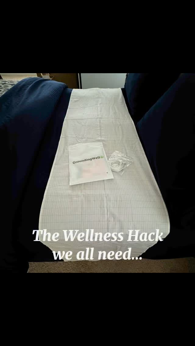 💫 We are officially grounded—and sleeping better than ever! 💫
After just one week using the GroundingWell sheet + mat