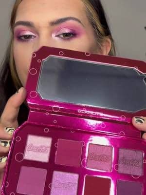 The cutest makeup collection😍@Glamlite plus has free shipping??? I’m in love🥰 #glamlite #makeup #tiktokshop