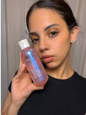 fresh, hydrated skin in seconds π§β¨ @e.l.f. Cosmetics #elfSKIN #ThirstBurst #HolyHydration #gifted