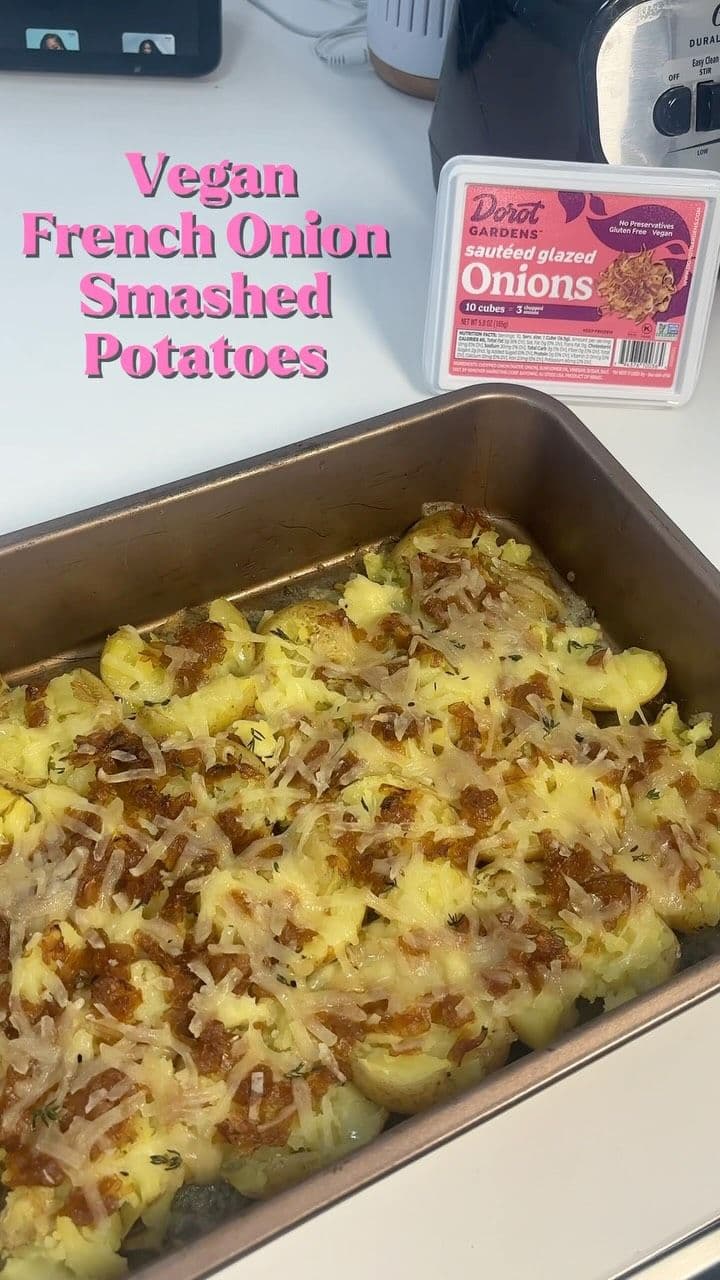 I don’t know who needs to hear this, but convenience doesn’t have to mean sacrificing flavor. 🤎 These French onion smas