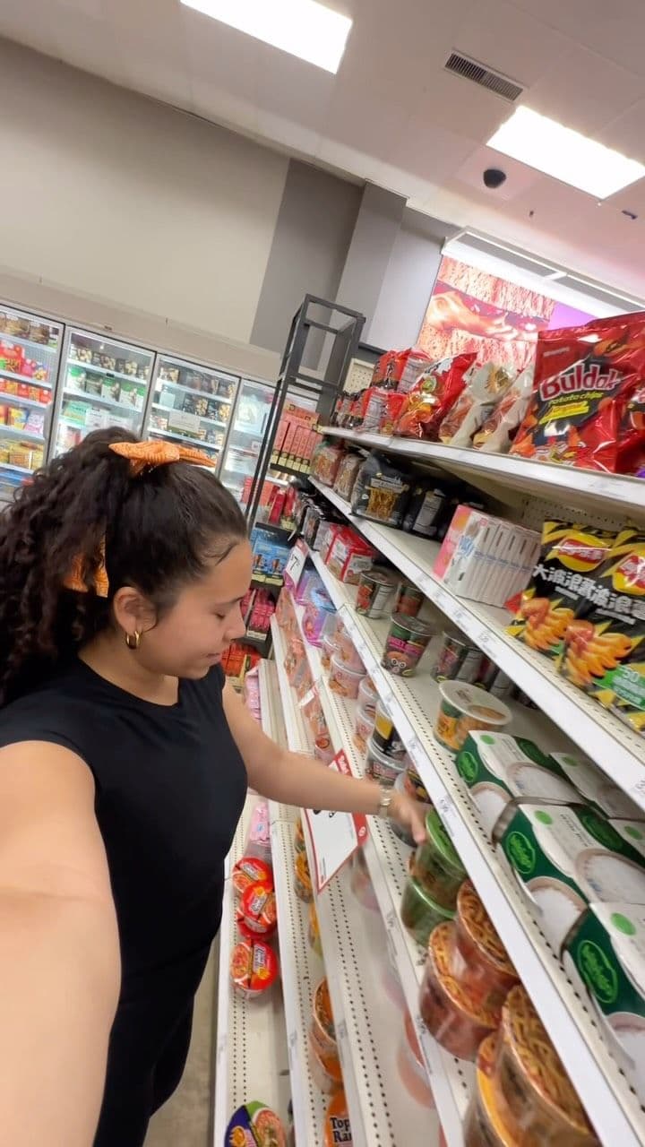 Días caóticos, cero tiempo y un antojo real ⏱️🏃🏽♀️ Corrí a Target por estos noodles de yulu foods (me llevé el Sweet
