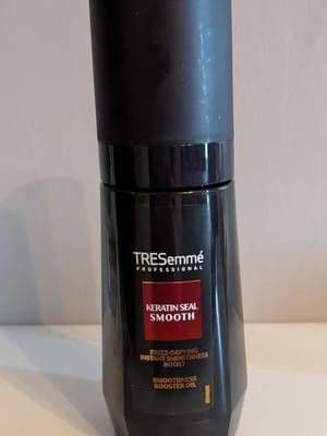 Tresemme Sculpt Memory Firming Serum
my blow outs didn'tlast until now!!!!
🖤Up to72 hour style retention
🖤Long lasting curls with movement & definition
🖤 Thermo Activated Kerakinetic Technology
🖤Heat protection & enhanced resilience
#AD #tresidents #tresemmeprofessional #tresidentsAff @tresemmeuk