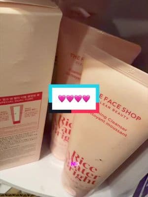 Korean skin care, essentials, foaming cleanser in number one facial makeup remover wipes 🩷 #thefaceshop @The Face Shop US #TikTokShopCreatorPics #makeupremoverwipes #tik#tiktokshopstockupr#KoreanSkinCare