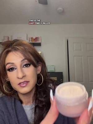 @Laura Mercier #lauramercier #lauramerciersettingpowder #lauramercierpartner #greenish #TikTokShopCreatorPics one of my favorites sales