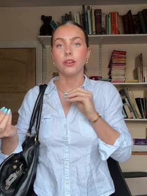 Essentials I keep in my work bag 🫶🏼 Ft - @The Body Shop UK Shea collection which is my fav atm 🤍 @socialtiphq #essentials #workbag #intentional #ad