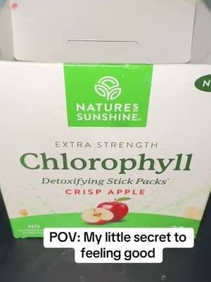 Not me trying to get my life together and realizing I needed a RESET 😭 I started adding these Nature’s Sunshine Chlorophyll Detoxifying Drink Packs to my routine and babyyy… it’s giving clean, refreshed, inside-out glow 🌿✨ Easy, quick, and actually makes me feel like I’m doing something good for my body 👀 ⏳ If you’ve been feeling off, this is your sign to reset. #tiktokshop #tiktokmademebuyit #chlorophyll #detoxdrink #guthealth