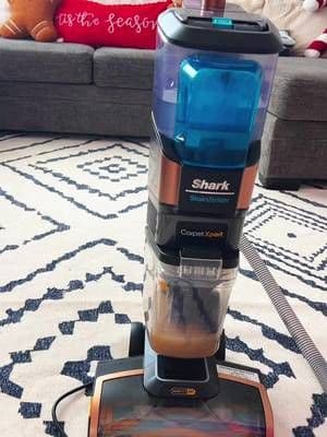 I am OBSESSED with this Shark CarpetXpert PLUS Stain Striker! It’s so freakin amazing and the solution leaves your carpet and upholstery smelling fresh! #tiktokshopblackfriday #tiktokshopcybermonday #tastemakersmiami #ttssoutheast #superbranddaybfcm
