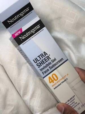 #gifted by @Neutrogena 🤭 thank you so much for this #neutrogenabeautyplaylist #skincareugc #neutrogenahydroboost
