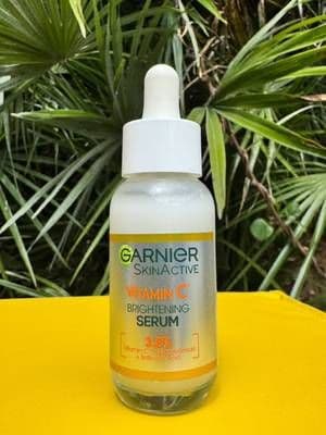 ✨ Ready, set, GLOW! ✨ I’ve been testing the newly reformulated Garnier Vitamin C Brightening Serum* - now supercharged with 4% Vitamin C, Niacinamide, Salicylic Acid, and Melasyl™! 💛 This fast-absorbing, non-sticky formula is clinically proven to visibly reduce dark spots in just 2 weeks and leave skin glowing. I apply it every morning before SPF for a brighter, more even skin tone. You’ll see how it applies, how it looks up close, and that fresh glow after use ✨ @L'Oréal Paris UK @Garnier #ad #gifted #lorealistaruk #lorealistarRisingStar #GarnierVitCSerumDay #MyGarnierCommunity ##skincare##Glow_with_Ania#vitamincserum #glowingskin #hyperpigmentation #brighteningskincare