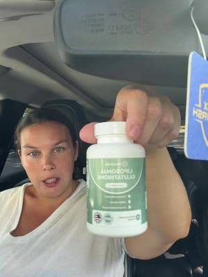 Thar is what I saw when I took the right one #glutathione #rosabella #tiktokshopbacktoschool #tiktopshopfinds #liposomalglutathione