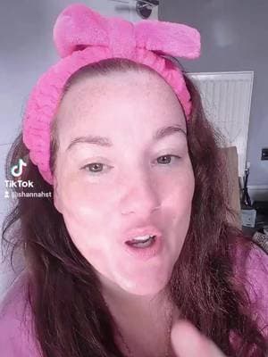 NYX Smushy SOS Lip Masks - The Ultimate Lip Savior You Need Now!
Say goodbye to dry lips and hello to the ultimate hydration trend taking over everywhere! Get your hands on the viral NYX Smushy SOS Lip Masks featuring hyaluronic acid-infused formulas, silicone applicators, and eight soothing scents. Right now, you can score a bundle of 3 lip masks for just £23 plus a FREE phone Smushy case so you can take your lip care on-the-go! Tap the link below to grab yours before they sell out!
#NYXCosmetics #LipMask #LipCare #TikTokMadeMeBuyIt #BeautyHacks #foryoudays #foryoudaysays #deals #dealsforyou #tiktokshop #tiktokmademebuylt #fyptiktokshop #viralproducts #1010 #1 #👑queen_wolfyy🐺✨momentum✨