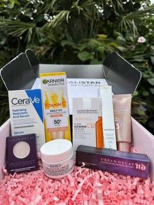 ✨ Unboxing my Shooting Star bundle! ✨ This box is filled with skincare and makeup must-haves – from hydrating serums and brightening SPF to longwear makeup staples. I’m especially looking forward to trying the Lancôme (full size!) product - can’t wait to see how it performs. Huge thank you to the L’Orealistar team for this lovely treat 🥰 @ceraveuki @CeraVe @L'Oréal Paris UK @L’Oréal Paris @Garnier @La Roche-Posay @Lancôme @urbandecay #ad #shootingstarboxlorealistar #lorealistaruk #mygarniercommunity #gift #mylancomecommunity #glow_with_ania