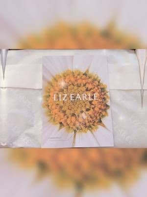 🩵Look what's arrived today!!!!🩵 This is my reward for reaching tier 3!! You can shop my @lizearlebeautyco faves with my store front link below 👇👇👇 https://community.lizearle.com/a/kelly.marie https://community.lizearle.com/s/kelly.marie #ad #lizearlebeauty #cleansingcollective #skincare #lizearlecommunity