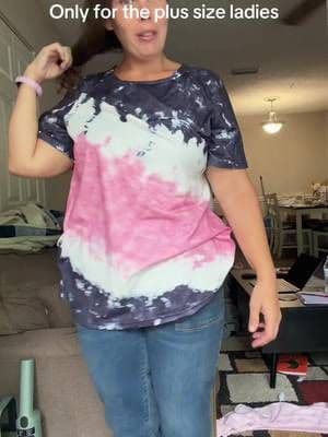 Tyedye is beyond cute #tanktop #tiktopshopfinds #tiktokmademebuyit #plussizeclothing #plussizeclothes @BloomChic
