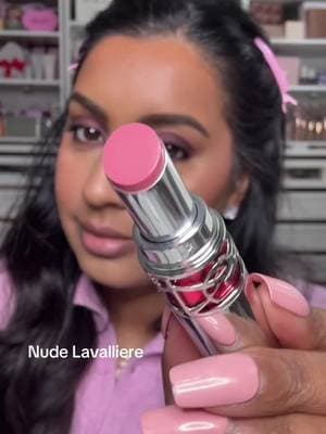 “Juicy perfection! Trying two New Juicy shades Nude Lavalliere, a beautiful pinky nude, and Watermelon High, a gorgeous warm rose. I’m in love with these lip glazes – they’re so hydrating and nourishing, leaving my lips super juicy. The colors are stunning and versatile, perfect to wear on their own or paired with a liner and lipstick.” @YSL Beauty #yslbeauty #giftedbyyslbeauty #ysllipbalm #lipstickapplication