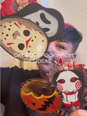 best spooky gift ideas for moms who love horror movies 🖤 @Glamlite handheld mirrors are perfect for makeup routines, vanity decor, and collectors. affordable gift idea that feels unique and aesthetic! #giftideasformom #tiktokshopsparkcreator #greenish #horror #mirror