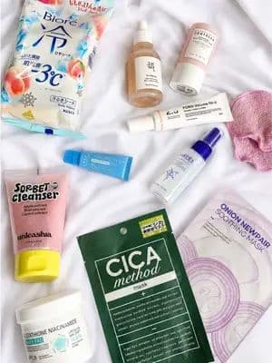 ✨ My Yestie Pouch, my little happy place ✨ As a mom of twins, life can be busy, but skincare is my daily moment to slow