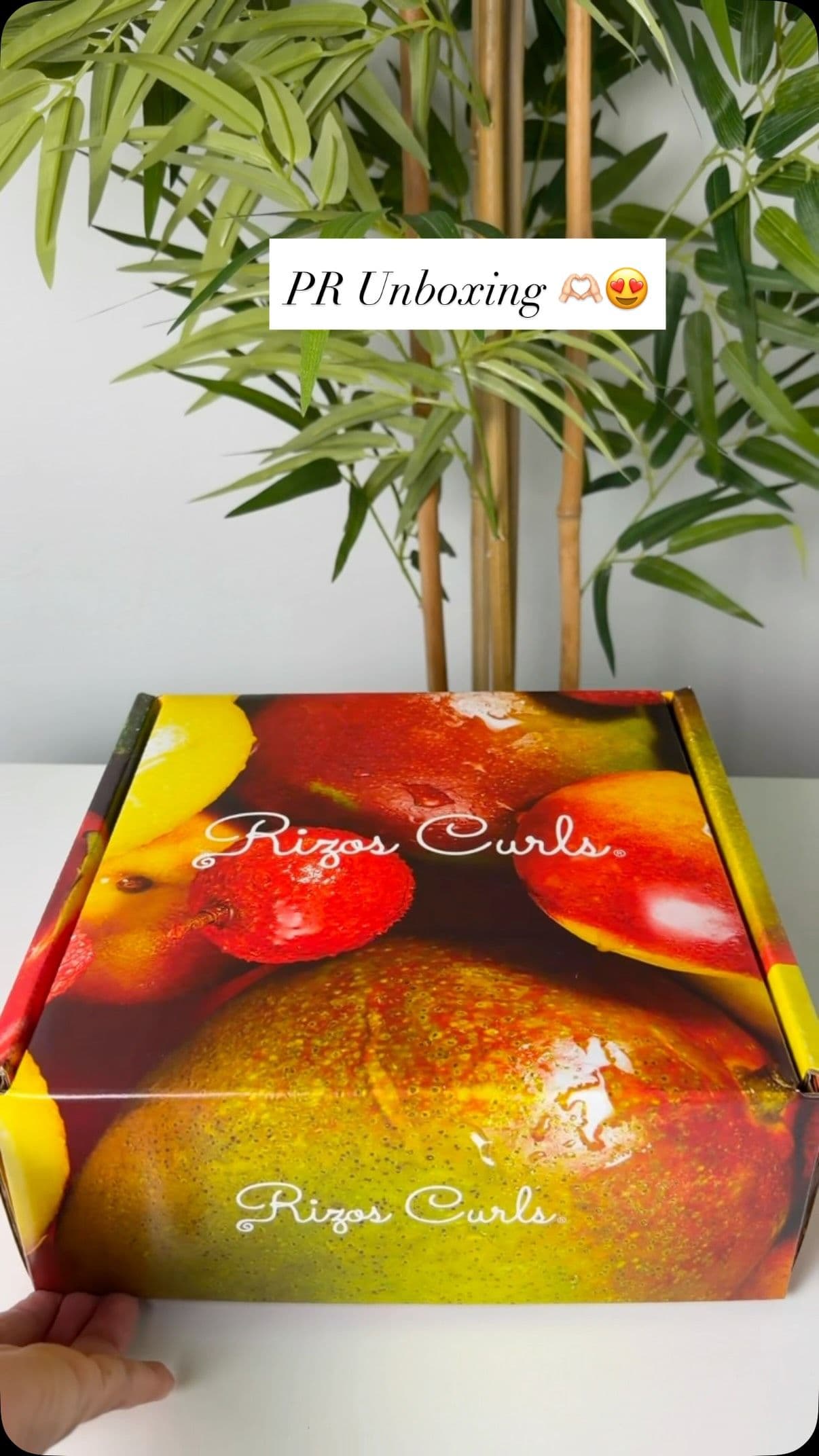 Thank you @rizoscurls for sending me this box, I can’t wait to try them 😊🧡 Now Available at @ultabeauty 🧡
#RizosCurls