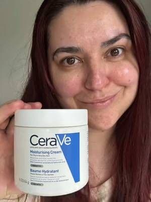 Simple care for dry, sensitive skin ✨ Dry skin can catch you out when you least expect it, especially when your skin just needs something simple and reliable. I’ve been using the CeraVe Moisturising Cream lately and really like how comfortable it feels on my skin. The texture is rich but not heavy, it’s fragrance-free, and my skin feels calm and hydrated after applying. A solid moisturiser for dry or reactive skin. @CeraVeUKI #AD #LOrealistarUKCeraAwards #CeraVe #SkinciDents #MoisturizeLikeADerm