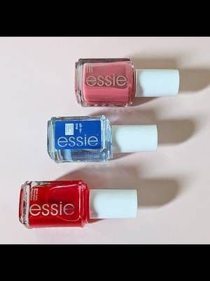 AD Thank you so much to Essie for sending me two of their K-Beauty-inspired glass nail varnishes in CinCin, Full Blown and an all-in-one base and top coat. 🩷I love Essie's salon quality formulas that give you flawless, quick and even coverage. 💖The easy glide brush makes it very easy to achieve a build able coverage. 🩷I would recommend you use two to three coats. I used three to achieve my desired look. 💖The Glass nail collection comes in 6 sheer bright shades and after using CinCin and Full Blown I want them all. 🩷Cin Cin Sheer Pink is currently my favourite. The shine is unreal and it is perfect for casual everyday wear or even a night out. @essie @Lorealistar #AD #essie #glassnails #lorealistar