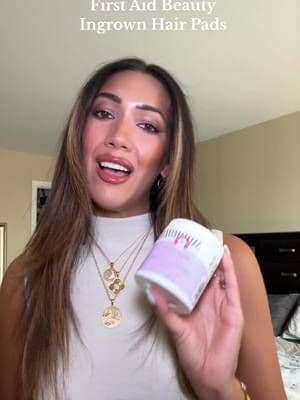 @First Aid Beauty Ingrown Hair Pads have saved me this bikini season 👙! The formula leaves skin soft and smooth - not stripped! #firstaidbeauty #giftedbyfirstaidbeauty #ingrownhairpads
