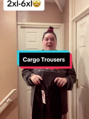 I even changed jumpers to see how it would look🤩 Absolutely in love! @ikrush boutique #ikrush #ikrushboutique #cargo #cargotrousers #plussize #plussizefashion #plussizetrousers #plussizecargos #plussizeoutfit #cargotrousersstyle #tiktokmademebuyit #tiktokshop #valentinesdaydeals #flashsale #valentinesgift #paydaysoon