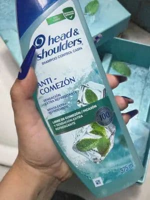 Al fin pude decirle chau a la incómoda sensación de picazón en el cuero cabelludo, gracias al nuevo shampoo Anti Comezón de Head & Shoulders que me deja una frescura increíble y una fragancia exquisita a menta 🚿💦🛀🫧🍃❄️💙🧖🏼♀️ #AntiComezon #AnticomezonFM #AntiComezonHS #publicidad #head&shoulders #grwm #cabello #cabellosaludable #headandshoulders #head&shouldersanticomezon @For_Me @Head & Shoulders LA