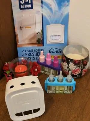 Febreze 3Volution – continuous freshness for your home! ✨ Simply plug in, insert your favorite scents, and enjoy long-lasting fragrance. Exotic Bloom & Spring Awakening – a perfect duo! 💐💙 #ad #smellslikehome #breathehappy #feebreze #savvycircle #febreze3volution #freshnessthatlasts #homefragrance