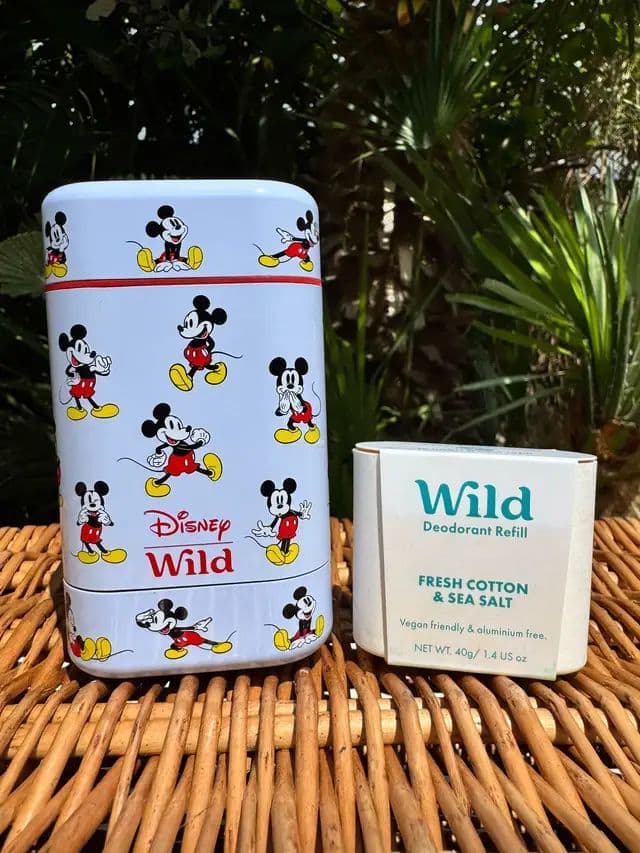 #AD ✨ Fresh Cotton & Sea Salt has been my favourite Wild scent for such a long time, so I was really excited to pair it with this adorable Disney Mickey Mouse case. There’s just something about this fragrance that keeps me coming back to it. It’s fresh, clean, uplifting and perfect for everyday wear. To me, it smells like fresh laundry drying in a sea breeze, which makes it especially lovely during the warmer months. I also love that Wild allows you to switch between different refills while keeping the same reusable case, making it a more sustainable alternative to traditional deodorants. And can we take a moment to appreciate how cute this Mickey design is? 🐭✨ 🛍️ If you’re thinking of trying it, you can shop via my LinkTree in bio 🔗 Use code GLOWWITHANIA for 20% off ✨ @Wild Refill #wildrefill #skincareuk #wilddeodorant #glow_with_ania