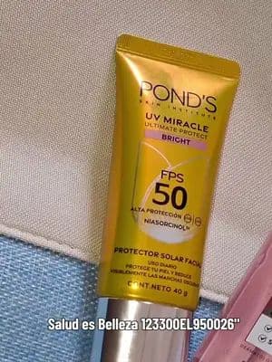 ☀️🌴 Para mis planes al aire libre, mi rutina antes de salir siempre incluye el Protector solar FPS 50 de Pond's UV Miracle (yo amo la versión Oil Control porque va increíble con mi tipo de piel). #PondsUltraLigero #Publicidad #pondsultraligerofm @POND´s México @For_Me