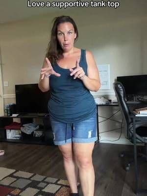 Love a supportive tank top #plussizeclothes #tiktopshopfinds #plussizeclothing #tiktokshopbacktoschool #tanktop @BloomChic
